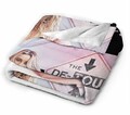 fghgfdhjj Couvertures et Plaids Dolan-66 Sabrina Carpenter Flannel Fleece Quilt Throw Blanket for Bed Sofa Couch Car