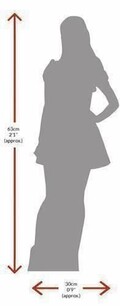Alycia Debnam-Carey Taille Mini